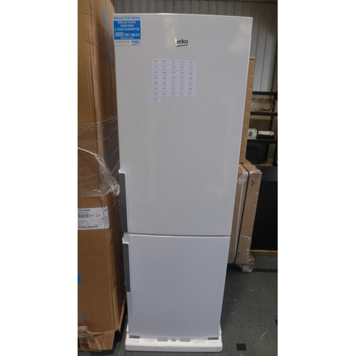 3093 - Beko 60/40 white fridge/freezer - model CSP3685W - (AP.FF.BEK.001) - boxed/sealed * this lot is subj... 