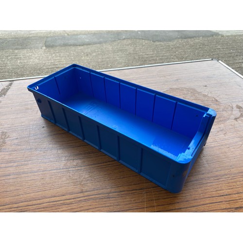 2212 - 17 Auer packaging storage bins (40x12x9cm)