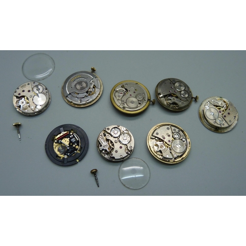 1079 - A collection of watch movements including Garrard