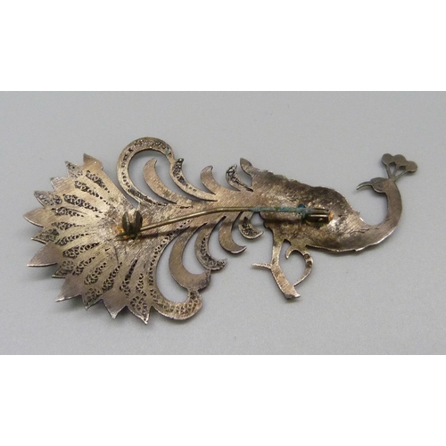 1090 - A silver and enamel peacock brooch, 6.5cm