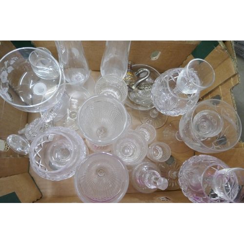 1150 - Two boxes of glassware **PLEASE NOTE THIS LOT IS NOT ELIGIBLE FOR POSTING AND PACKING**