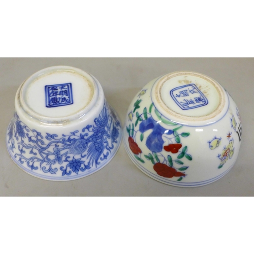 625A - Two Chinese tea bowls