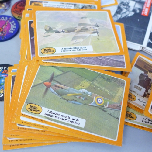 642 - Collectors cards including 1960s The Monkees, complete 1-55, 1960s World War II, complete 1-88, Batt... 