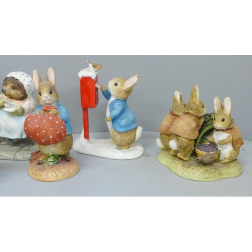 694 - A collection of Border Fine Arts, The World of Beatrix Potter miniature figures and a Beswick Miss M... 