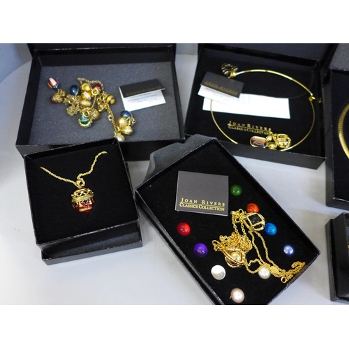 700 - A large boxed collection of Joan Rivers costume jewellery, a boxed ten colour interchangeable bee pi... 