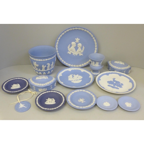 703 - A collection of eleven items of Wedgwood Jasperware