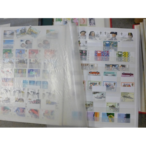 726 - Stamps; worldwide in albums and loose, majority used but includes some GB mint