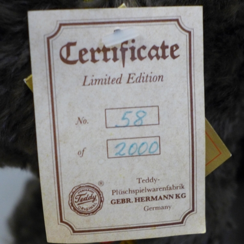 745 - A Hermann limited edition 'Teddy' bear