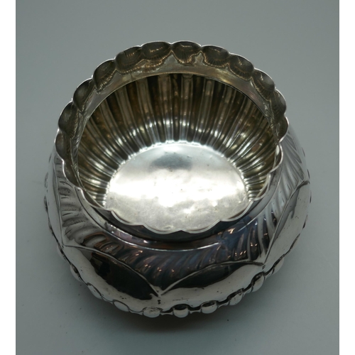 827 - An embossed Victorian silver bowl, Birmingham 1887, 78g