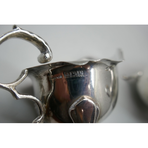 837 - A silver sauce boat, Birmingham 1961, 96g and one other silver sauce boat, Birmingham 1938, 93g