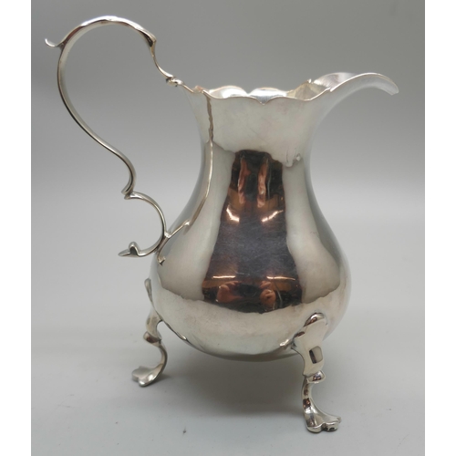 869 - A George II silver jug, London 1758, 58g