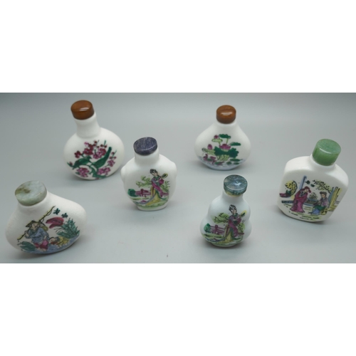 871 - Six Chinese snuff bottles