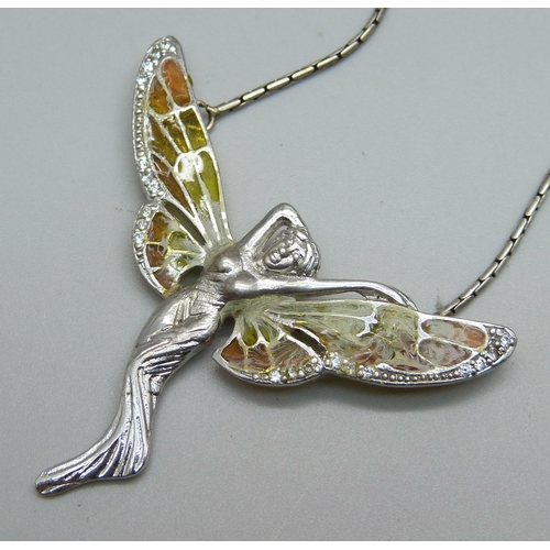 950A - A silver plique-a-jour Art Nouveau style necklace