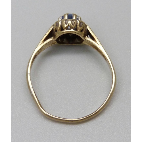 983 - A 9ct gold, topaz and diamond ring, 2g, N