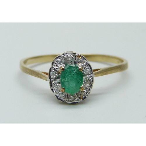 985 - A 9ct gold, emerald and diamond ring, 1.6g, V