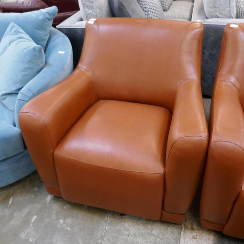 1416 - A Carezza Harpo leather armchair