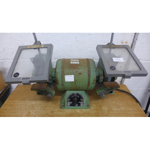 2011 - A Gryphon BS-170 single phase double ended 240v grinder