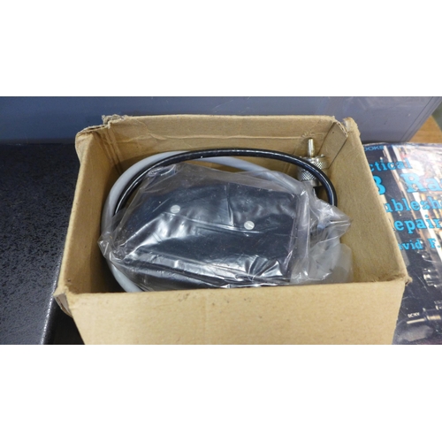2040 - A box of assorted radio parts including a Tagra K120 mobile antenna, K40 American antennas, a Commtr... 