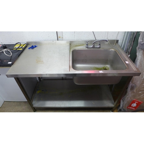 2161 - A large stainless steel catering sink and a chrome mixer tap