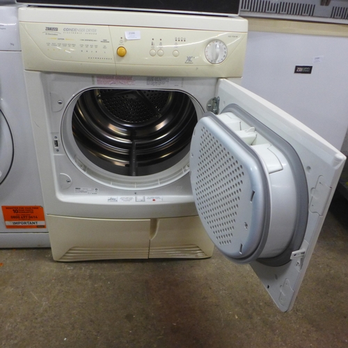 2166 - A Zanussi (TCE7124W) Xtra Capacity condenser dryer