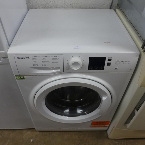2168 - A Hotpoint white 7kg washing machine - S/N 561951011889