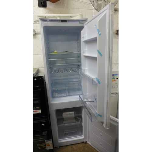 2171 - An integrated  CDA 70/30 fridge freezer - model FW872/3