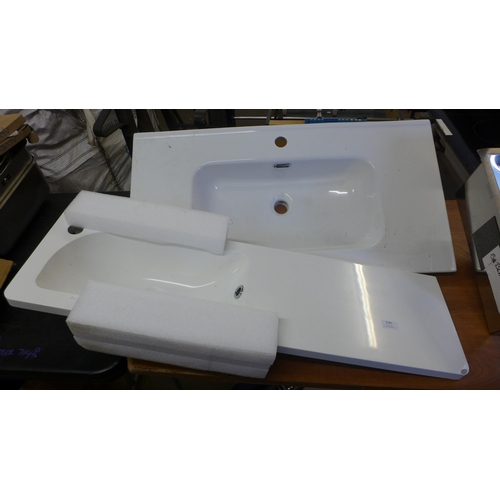 2181 - Two Blanco stainless steel sinks and two ceramic sinks