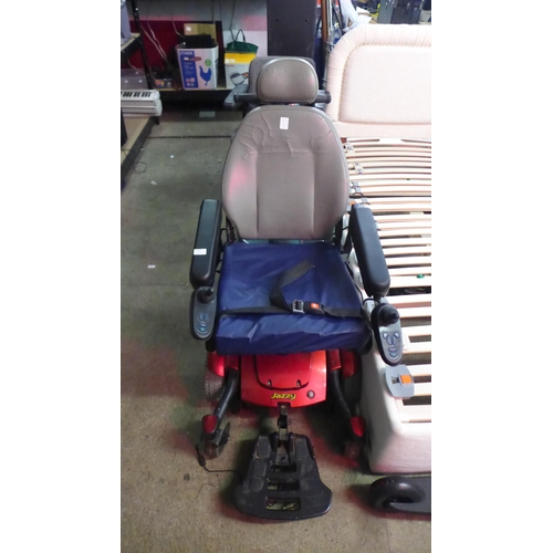 2195 - A Pride Jazzy Select 6 power chair- no charger