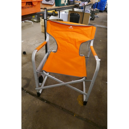 2347 - Five assorted folding camping chairs