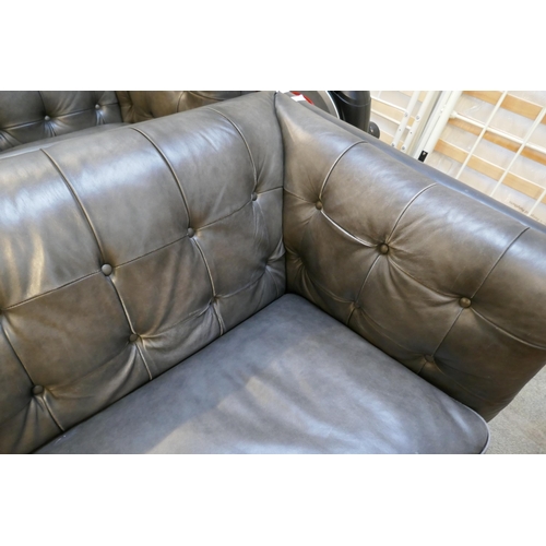 1550 - Vintage flint leather buttoned three seater sofa, two seater sofa and armchair - damaged leather