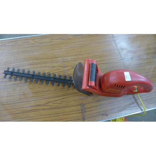 2245 - A Black & Decker 380w electric hedge cutter, a Black & Decker GC380 electric hedge cutter, a Black &... 