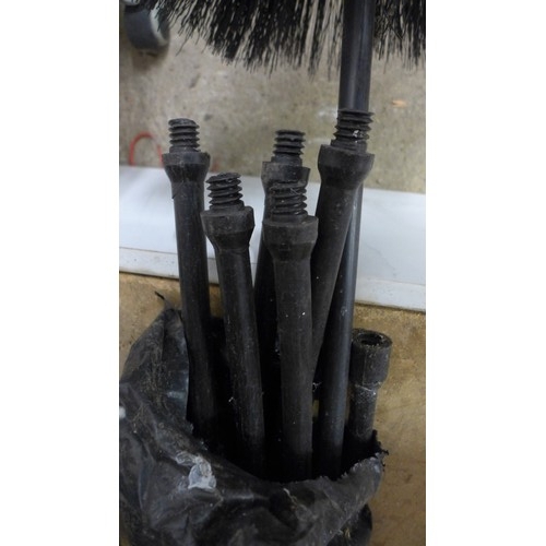 2265 - A set of chimney cleaning rods and extension rods