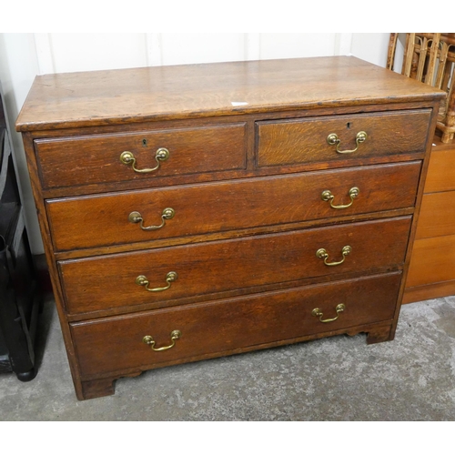 112 - A Victorian oak chest of drawers