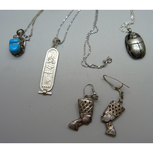 1013 - Egyptian style silver jewellery