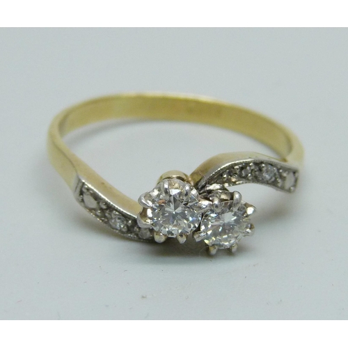 1048 - An 18ct gold and platinum set diamond ring, 3.1g, Q