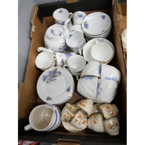 1117 - Two boxes of mixed Edwardian and later teawares **PLEASE NOTE THIS LOT IS NOT ELIGIBLE FOR POSTING A... 