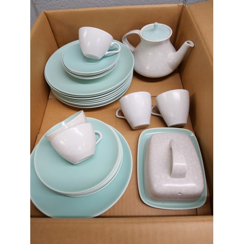 1125 - A collection of Poole tea and dinnerware, Ice Green and Seagull **PLEASE NOTE THIS LOT IS NOT ELIGIB... 