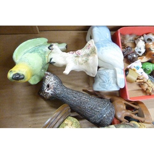 1129 - A box of figures of ladies and a box of small collectable animals **PLEASE NOTE THIS LOT IS NOT ELIG... 