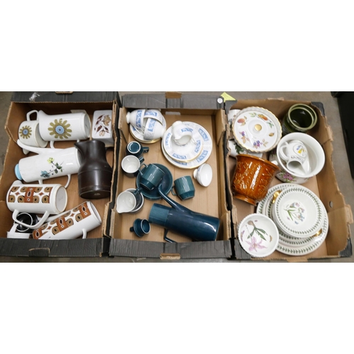 1136 - Three boxes of china, Portmeirion, Royal Worcester, J.G. Meakin studio, etc. **PLEASE NOTE THIS LOT ... 