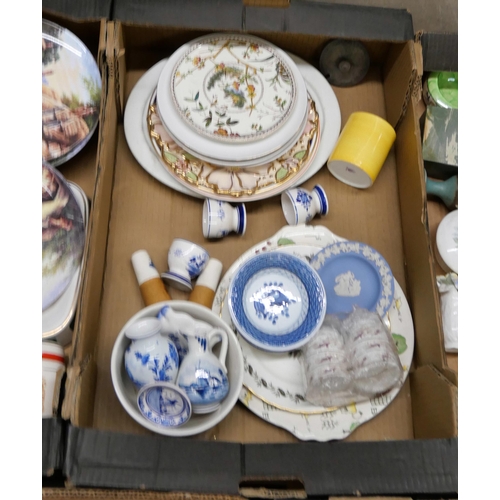 1142 - Seven boxes of mixed decorative china, breweriana, table lamps, etc. **PLEASE NOTE THIS LOT IS NOT E... 