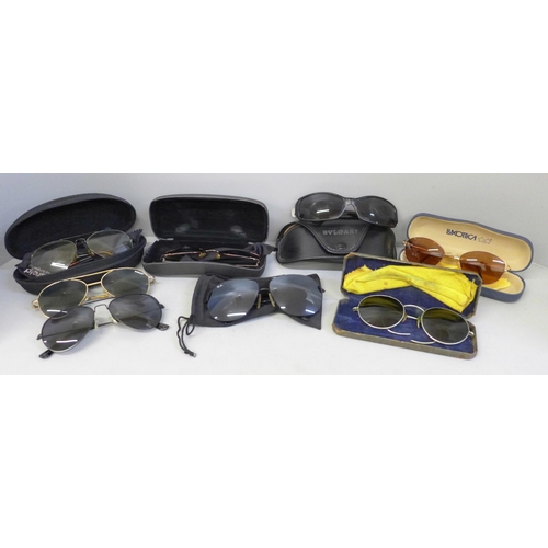 697 - Sunglasses including Bulgari, a/f, Ray-Ban, etc.