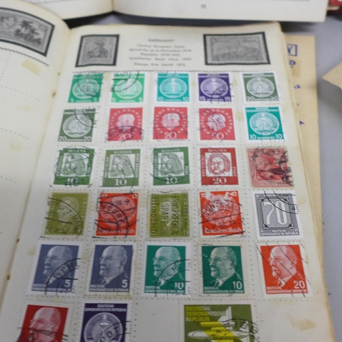 772 - A box of world stamps