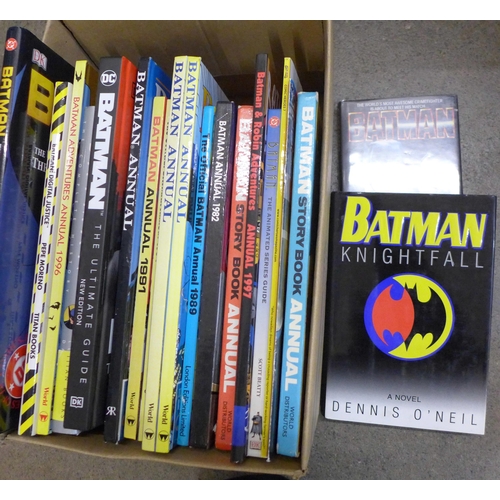 784 - A box of Batman books and annuals