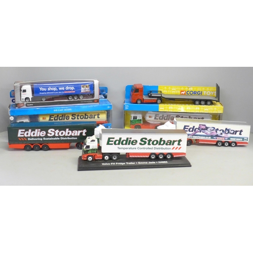 800 - Model vehicles including two boxed Corgi Superhaulers