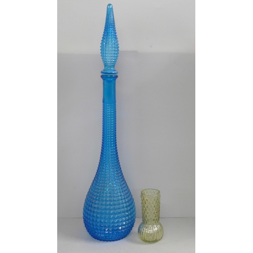 820 - Two pieces of Empoli glass; blue bottle vase and small clear glass vase