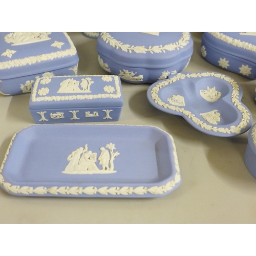 833 - A collection of Wedgwood Jasperware, (13)