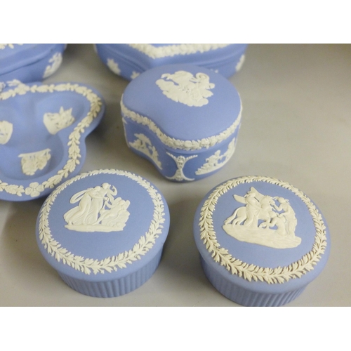 833 - A collection of Wedgwood Jasperware, (13)