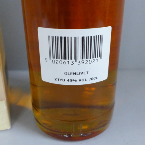 837 - A bottle of Gordon & MacPhail 21 Years Old Glenlivet Whisky, boxed