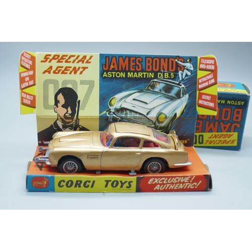 855 - A Corgi 261 007 James Bond Aston Martin DB5, boxed