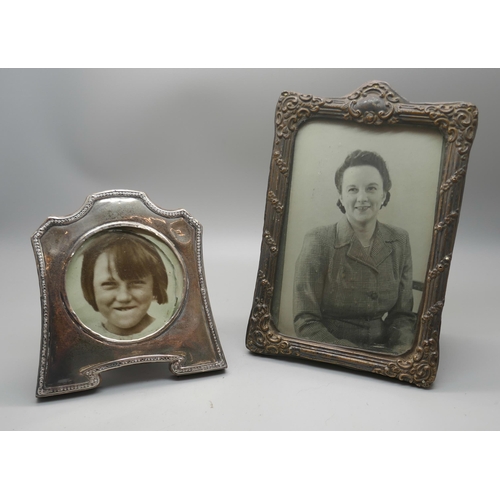 866 - Two silver photograph frames, largest height 17.5cm